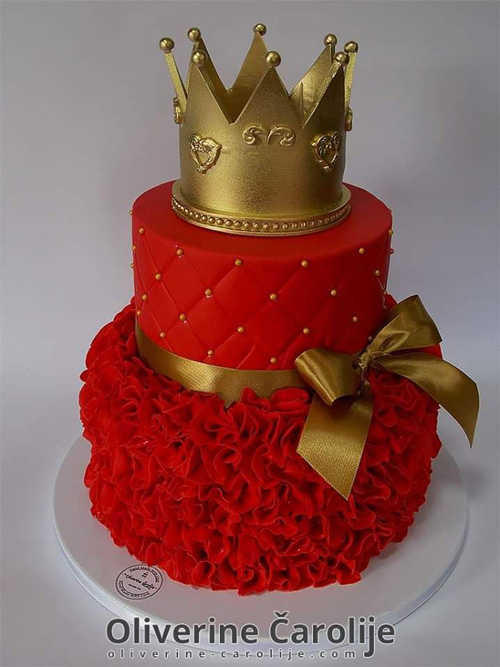 کیک تولد لاکچری دخترانه بزرگسال قرمز و طلایی