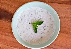 طرز تهیه سوپ ماست اسپایسی؛ یک سوپ خوشمزه برای سرماخوردگی