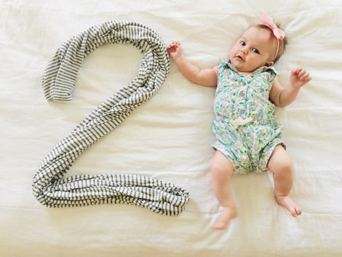 مدل عکس دو ماهگی نوزاد دختر
