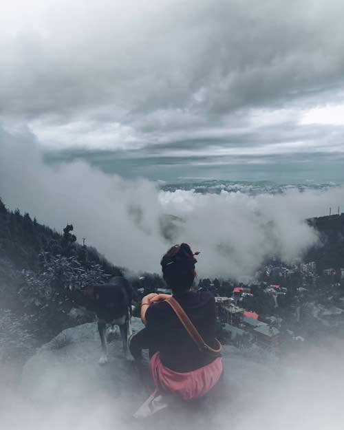 عکس دختر از پشت سر با کلاه برای پروفایل