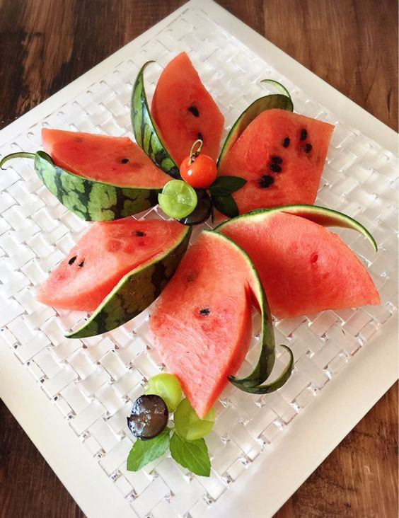 تزیین هندوانه شب یلدا ساده