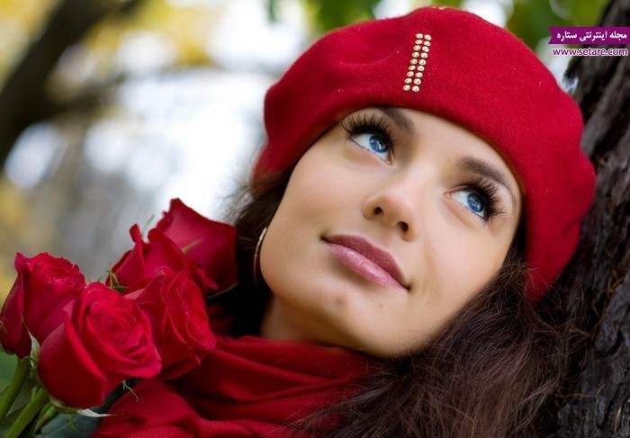 عکس دختر زیبا با کلاه و گل قرمز